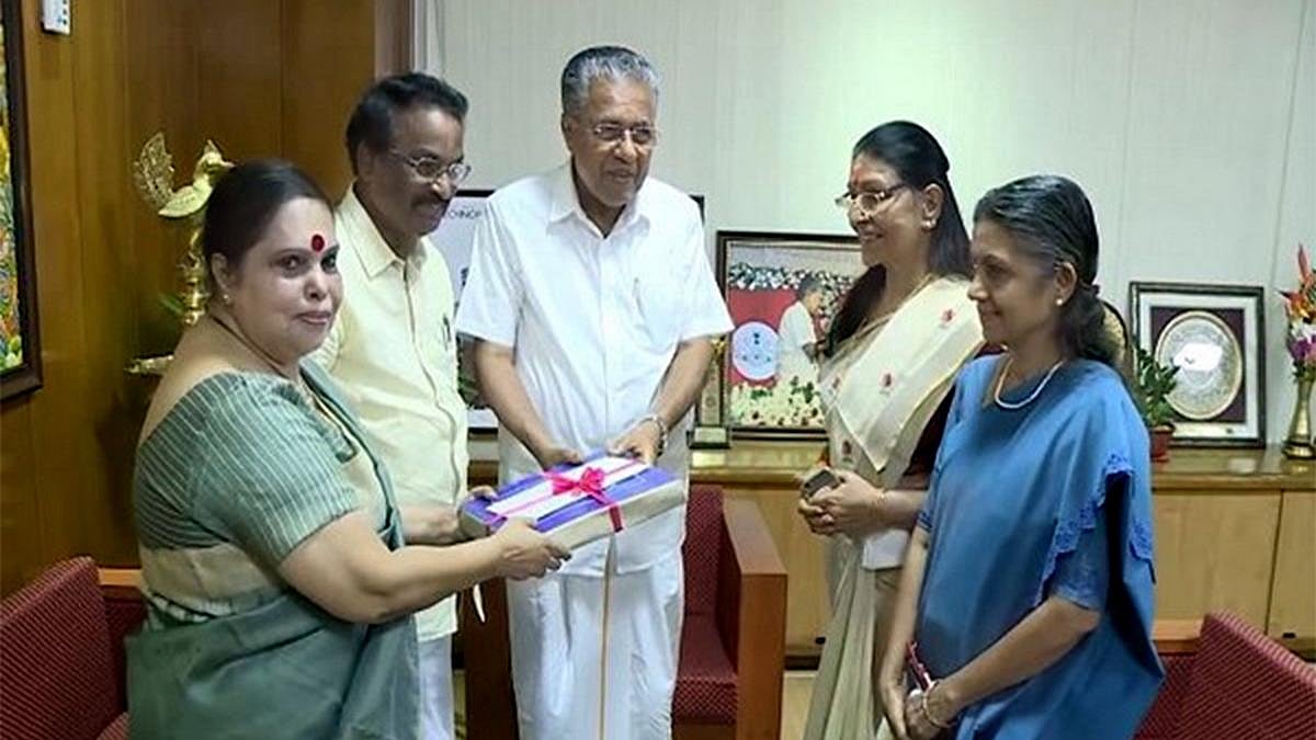 മാധ്യമങ്ങളെ വിലക്കണമെന്ന് സര്‍ക്കാര്‍, കഴിയില്ലെന്ന് കോടതി; പ്രത്യേക അന്വേഷണ സംഘത്തിന് രണ്ടാഴ്ച സമയം